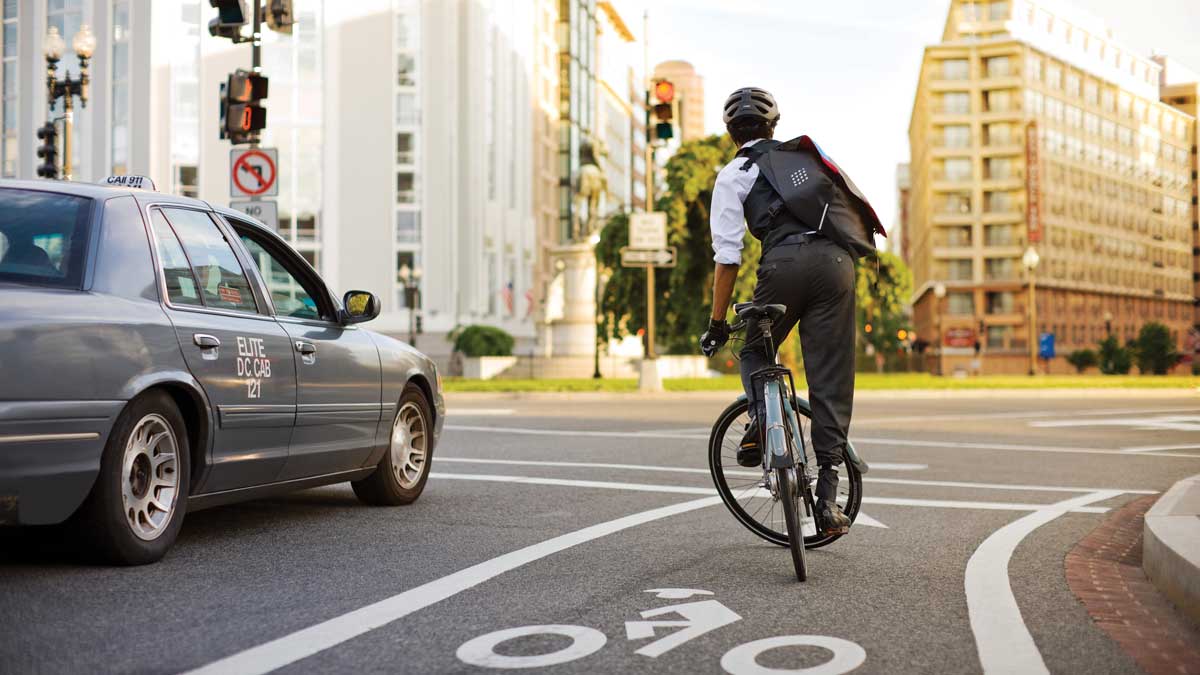 Man stadsfiets